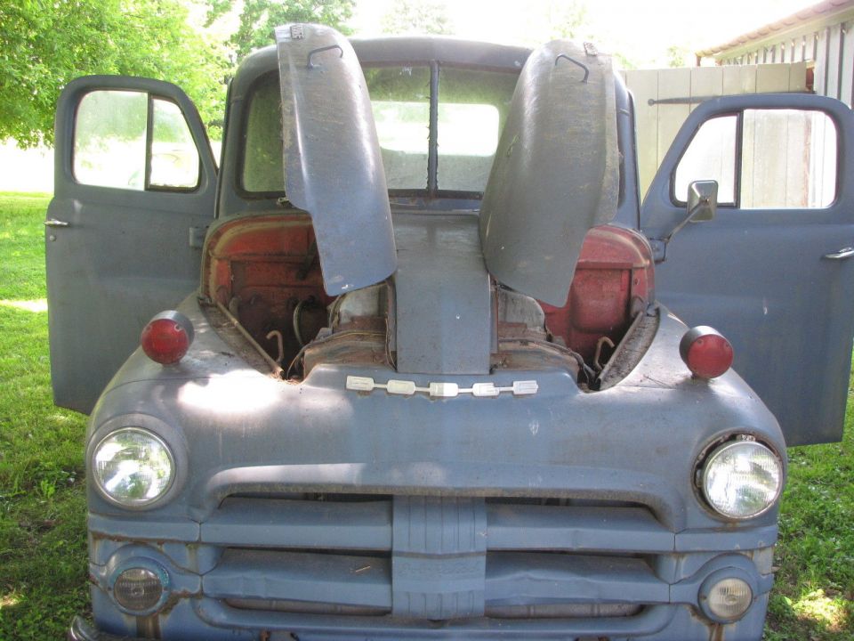 Phils's 1952 Dodge B-3-B rebuild