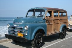 1949 Dodge B1B108 4x4 Woodie