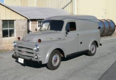 1951Dodge_truck_B-3-B