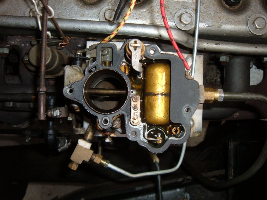 595246cb15008_carburetor2014topoff.JPG.3c5ef112d2b0f4736c067f2d01cf0eb3.JPG