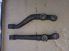 Comparison of steering arms, side view