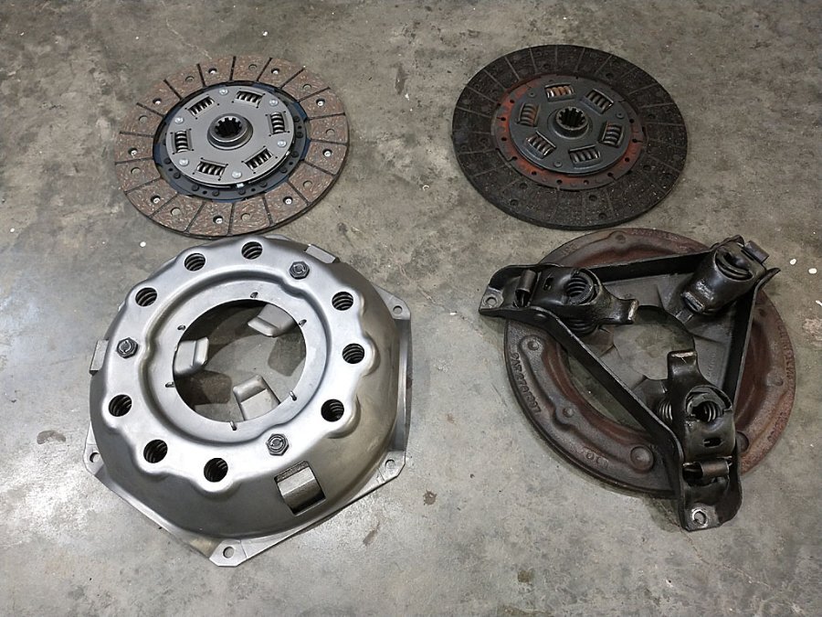 clutch-sets.jpg.040ba979081b3f90b69179392df307e9.jpg