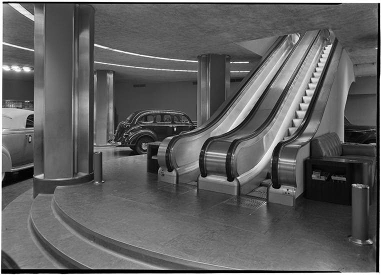 MNY199030 Chrysler showroom, chrysler building,         1936,.jpg