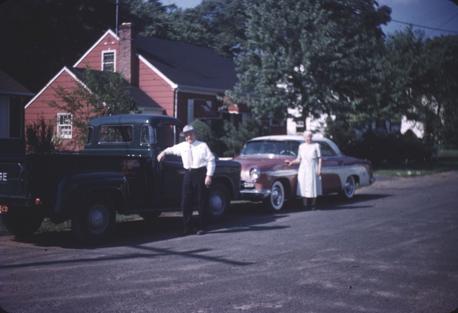 55DodgeandDesoto-GrandpaandGrandma.jpg.6b3d7a0c72e710bd19c49ac0085d97b9.jpg